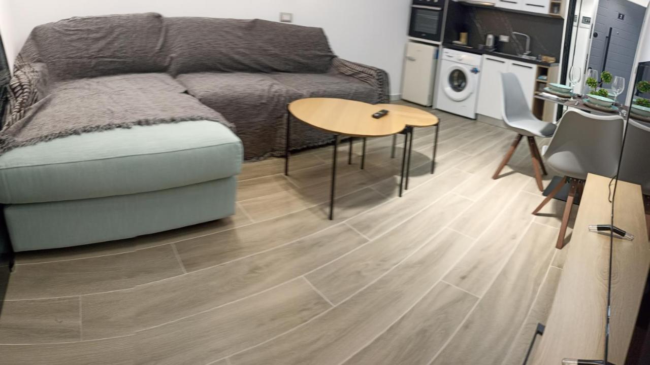Deluxe Apartment Bllok Tirana Exterior photo