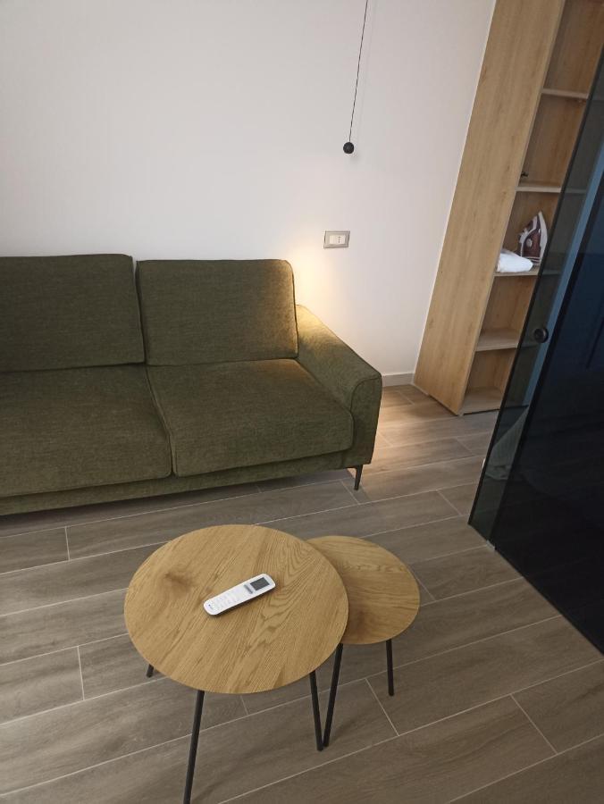 Deluxe Apartment Bllok Tirana Exterior photo