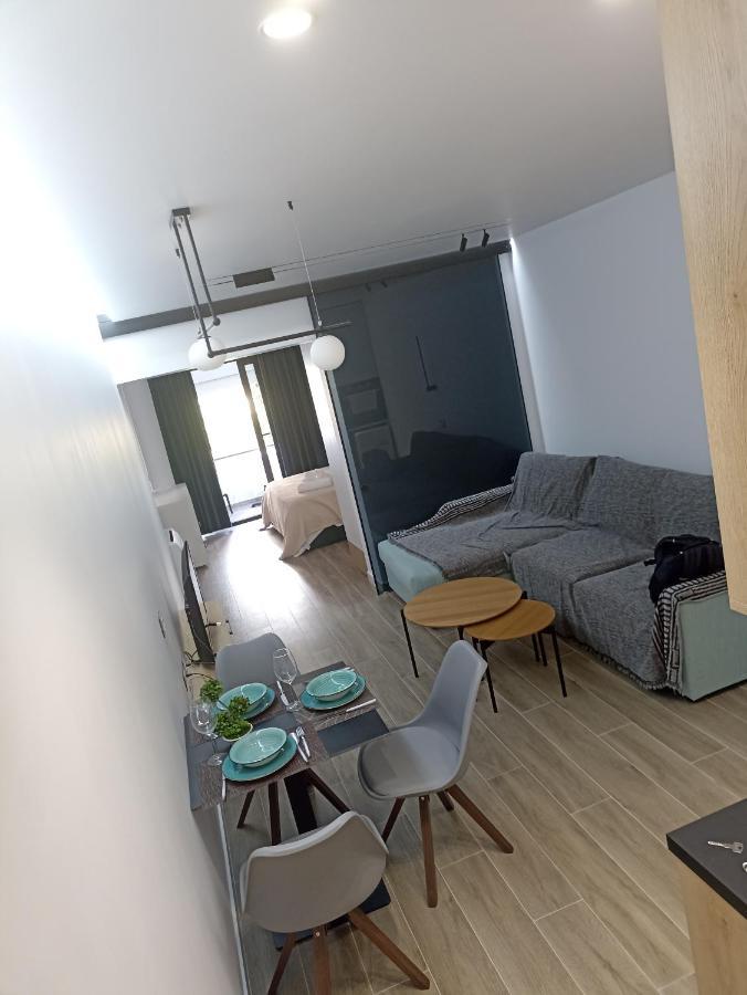 Deluxe Apartment Bllok Tirana Exterior photo